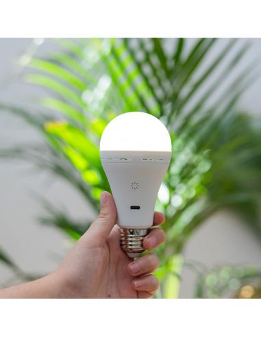 Lapera Rechargeable Portable Bulb