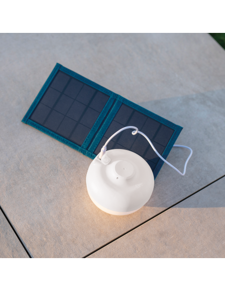 Portable bulb with solar charging CHERRY