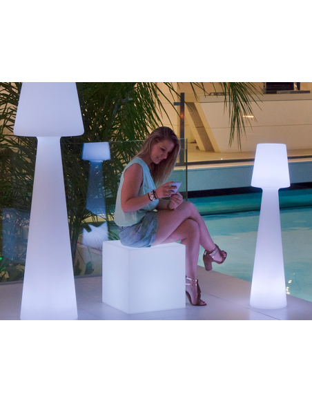 ILLUMINATED CUBE CUBY (MULTIPLE SIZES)