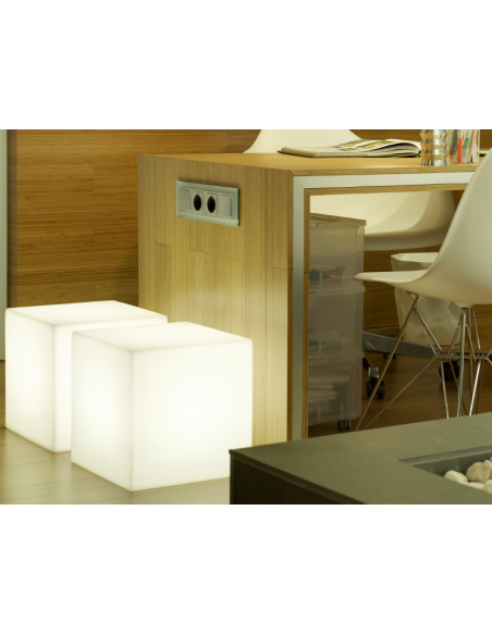 ILLUMINATED CUBE CUBY (MULTIPLE SIZES)