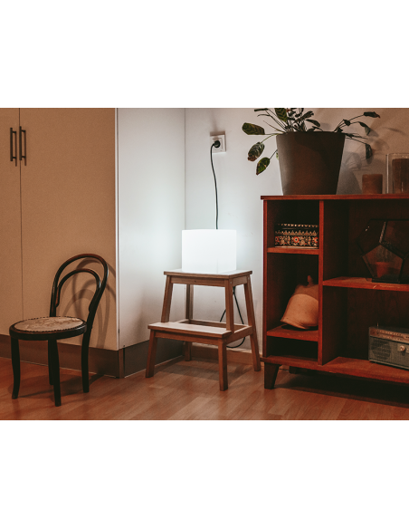 ILLUMINATED CUBE CUBY (MULTIPLE SIZES)