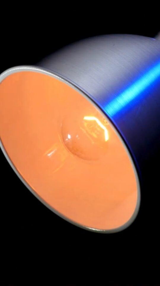 Ahorra energía y haz que tu hogar sea más cómodo instalando sensores de movimiento que enciendan y apaguen la luz por ti.
📍Orihuela Costa
📍Palma de Mallorca
 🌐 Luzeco.com
#Luzeco #iluminacion #smarthome #luz